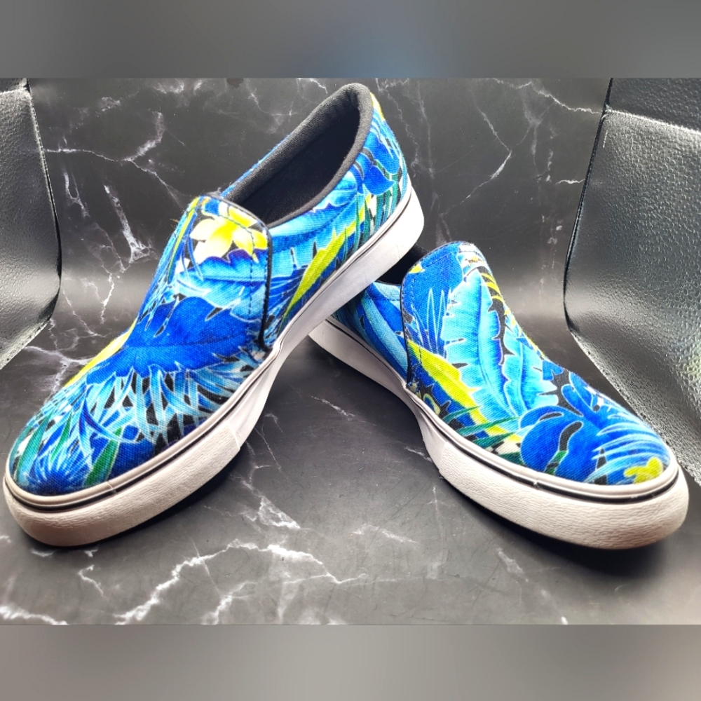 EUC Nike Women’s Court Royal AC SLPPT.